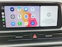 Hyundai Ioniq 6 Lounge 77.4 kWh Automaat / 100% SOH / Origineel NL Auto / Afn. Trekhaak 1.500 kg / Navigatie / Bose audio / Headup Display / Stuur-, voorstoel- en achterbankverwarming / Stoelventilatie / Android Auto / Apple Carplay /