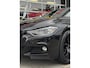 BMW 3-Serie Touring 316d High Executive - Panorama dak I Navigatie I Airco I 19 inch Sport velgen I APK 10-2026