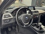 BMW 3-Serie Touring 316d High Executive - Panorama dak I Navigatie I Airco I 19 inch Sport velgen I APK 10-2026