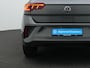 Volkswagen T-Roc 1.5 TSI 150 pk DSG R-Line | IQ Light | Sportstoelen | Adaptive Cruise