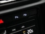 Volkswagen T-Roc 1.5 TSI 150 pk DSG R-Line | IQ Light | Sportstoelen | Adaptive Cruise