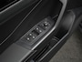 Volkswagen T-Roc 1.5 TSI 150 pk DSG R-Line | IQ Light | Sportstoelen | Adaptive Cruise