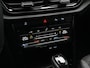 Volkswagen T-Roc 1.5 TSI 150 pk DSG R-Line | IQ Light | Sportstoelen | Adaptive Cruise