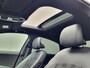 Hyundai Ioniq 6 First Edition AWD 77.4 kWh Automaat / 100% SOH / Origineel NL Auto / tot 04-2009 Fabrieksgarantie / Allseason banden / Schuifkanteldak / 360° camera / Navigatie / Headup Display / Android Auto / Apple Carplay / BOSE audio / Stuur-, voorstoel- en achterbankverwarming /