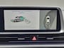 Hyundai Ioniq 6 First Edition AWD 77.4 kWh Automaat / 100% SOH / Origineel NL Auto / tot 04-2009 Fabrieksgarantie / Allseason banden / Schuifkanteldak / 360° camera / Navigatie / Headup Display / Android Auto / Apple Carplay / BOSE audio / Stuur-, voorstoel- en achterbankverwarming /