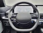 Hyundai Ioniq 6 First Edition AWD 77.4 kWh Automaat / 100% SOH / Origineel NL Auto / tot 04-2009 Fabrieksgarantie / Allseason banden / Schuifkanteldak / 360° camera / Navigatie / Headup Display / Android Auto / Apple Carplay / BOSE audio / Stuur-, voorstoel- en achterbankverwarming /