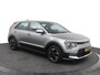 Kia Niro EV Light Edition 64.8 kWh - SOH 99% - Navigatie - Climate Control - Apple Carplay/Android Auto - Parkeersensoren achter - Fabrieksgarantie tot 05-2031