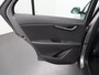 Kia Niro EV Light Edition 64.8 kWh - SOH 99,5% - Achteruitrijcamera - Parkeersensoren achter - Navigatie - Apple Carplay / Android Auto - Fabrieksgarantie tot 08-2031