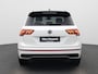 Volkswagen Tiguan 1.4 TSI eHybrid R-Line | 245 PK | SoH 95% | Automaat | Plug-In | Panorama Dak | Volledig Dealer Onderhouden | Black Style | Trekhaak | Navigatie | LED Matrix Koplampen | Stoelverwarming | Stuurwielverwarming
