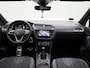 Volkswagen Tiguan 1.4 TSI eHybrid R-Line | 245 PK | SoH 95% | Automaat | Plug-In | Panorama Dak | Volledig Dealer Onderhouden | Black Style | Trekhaak | Navigatie | LED Matrix Koplampen | Stoelverwarming | Stuurwielverwarming