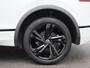 Volkswagen Tiguan 1.4 TSI eHybrid R-Line | 245 PK | SoH 95% | Automaat | Plug-In | Panorama Dak | Volledig Dealer Onderhouden | Black Style | Trekhaak | Navigatie | LED Matrix Koplampen | Stoelverwarming | Stuurwielverwarming