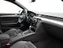 Volkswagen Passat Variant 1.4 TSI GTE Business Plug In Hybrid 218pk Dealer O.H PHEV | Trekhaak Af Fabriek | Adaptive Cruise | Alcantara Sportstoelen Massage & Verwarmd | IQ Light | Apple Carplay | Keyless | Blis | Navigatie | Virtual | DAB |