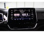 Volkswagen T-Roc 1.5 TSI R-Line Navigatie | Camera | Stoelverwarming | All Season banden