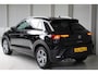 Volkswagen T-Roc 1.5 TSI R-Line Navigatie | Camera | Stoelverwarming | All Season banden