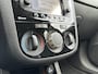 Opel Corsa 1.4 16V Color Edition 5-Deurs Airco Cruise Navi