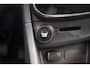 Renault Clio 0,9 TCe Limited [ Trekhaak Navigatie Airco ]