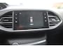 Peugeot 308 SW 1.2 PureTech 110pk Blue Lease Executive Airco Navi Panoramadak Trekhaak