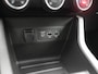 Renault Clio TCe 100 Zen - RIJKLAARPRIJS - 16 inch Lichtmetalen Velgen - Apple Carplay - Android Auto - Navigatie