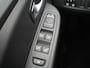 Renault Clio Estate TCe 90 Limited - RIJKLAARPRIJS - Airco - Cruise Control - Navigatie - Lichtmetalen velgen - Parkeersensoren