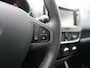 Renault Clio Estate TCe 90 Limited - RIJKLAARPRIJS - Airco - Cruise Control - Navigatie - Lichtmetalen velgen - Parkeersensoren