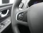 Renault Clio Estate TCe 90 Limited - RIJKLAARPRIJS - Airco - Cruise Control - Navigatie - Lichtmetalen velgen - Parkeersensoren