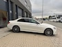 Mercedes-Benz E-klasse 300 e 4MATIC AMG Line | E300 Hybride | Pano | Matrix LED | Burmester | Night | Keyless | Adapt. Cruise | Trekhaak | 20 Inch | 360 | Carplay | DAB | Trekhaak | Sfeer | Dodehoek | Lane Assist | BTW | Dealer Onderhouden | Garantie