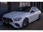 Mercedes-Benz E-klasse 300 e 4MATIC AMG Line | E300 Hybride | Pano | Matrix LED | Burmester | Night | Keyless | Adapt. Cruise | Trekhaak | 20 Inch | 360 | Carplay | DAB | Trekhaak | Sfeer | Dodehoek | Lane Assist | BTW | Dealer Onderhouden | Garantie