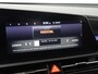 Kia Niro EV DynamicLine 64.8 kWh - SOH 98% Automaat - Climate control - Adaptive cruise control - Navigatie - Apple Carplay/Android Auto - Fabrieksgarantie t/m 02-2030