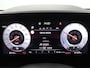 Kia Niro EV DynamicLine 64.8 kWh - SOH 98,3% - Stoel-/stuurverwarming - Navigatie - Cruise Control - Climate Control - Keyless Fabrieksgarantie tot 02-2030
