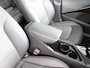 Kia Niro EV DynamicLine 64.8 kWh - SOH 98,3% - Stoel-/stuurverwarming - Navigatie - Cruise Control - Climate Control - Keyless Fabrieksgarantie tot 02-2030