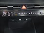 Kia Niro EV DynamicLine 64.8 kWh - SOH 98,3% - Stoel-/stuurverwarming - Navigatie - Cruise Control - Climate Control - Keyless Fabrieksgarantie tot 02-2030