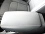 Kia Niro EV DynamicLine 64.8 kWh - SOH 98,3% - Stoel-/stuurverwarming - Navigatie - Cruise Control - Climate Control - Keyless Fabrieksgarantie tot 02-2030