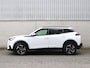 Peugeot 2008 1.2 100PK Allure Pack | AppleCarPlay/AndroidAuto | Armsteun | Climate Control | Cruise Control | Camera | FULL LED | Navigatie | LMV | Parkeersensoren | Privacy Glass | Isofix |
