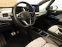 Volkswagen ID.3 Pro S Business 77 kWh - SOH 98,5%!! - ORIGINEEL NEDERLANDSE AUTO - ERGO ACTIVE VOORSTOELEN MET ELEKTRISCHE VERSTELLING  EN GEHEUGEN - PARKEERASSISTENT - PARKEERSENSOREN VOOR/ ACHTER - NAVIGATIE - 19 INCH LICHT METALEN VELGEN - 2 X ARMSTEUN VOOR - CAMERA