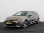 Toyota Corolla Touring Sports 2.0 Hybrid TeamNL/ lage km/ compleet/ zeer mooi!
