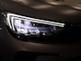Opel Crossland 1.2 Turbo Elegance - ORIGINEEL NEDERLANDSE AUTO - VASTE TREKHAAK 840KG GEREMD TREKGEWICHT - PARKEERSENSOREN VOOR EN ACHTER - 360 GRADEN CAMERA - DODEHOEK DETECTIE - STUUR EN STOELVERWARMING - NAVIGATIE - APPLE CARPLAY/ ANDROID AUTO
