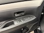 Mitsubishi Outlander 2.0 PHEV Instyle * Schuif-Kanteldak / Afn. Trekhaak / Navigatie / NL Auto *