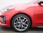 Kia ProCeed 1.5 T-GDi GT-Line | Apple Carplay / Android Auto | JBL Audio | Trekhaak | Camera | Privacy Glass | Sportstoelen | Lichtmetalen Velgen |