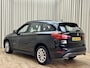 BMW X1 sDrive20i *192PK* Stoelverwarming / Navigatie / PDC / Bluetooth / 17"LMV