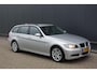 BMW 3-Serie Touring 320i Business Line