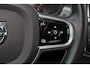 Volvo V90 T4 190pk Momentum Pro - Intellisafe Assist & Surround - Parkeerverwarming - Achteruitrijcamere - Verwarmbare voorstoelen en stuurwiel - Parkeersensoren voor en achter - Keyless - 19" Wielen - Full LED incl. bochtverlichting