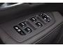 Volvo V90 T4 190pk Momentum Pro - Intellisafe Assist & Surround - Parkeerverwarming - Achteruitrijcamere - Verwarmbare voorstoelen en stuurwiel - Parkeersensoren voor en achter - Keyless - 19" Wielen - Full LED incl. bochtverlichting