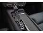 Volvo V90 T4 190pk Momentum Pro - Intellisafe Assist & Surround - Parkeerverwarming - Achteruitrijcamere - Verwarmbare voorstoelen en stuurwiel - Parkeersensoren voor en achter - Keyless - 19" Wielen - Full LED incl. bochtverlichting