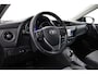 Toyota Auris Touring Sports 1.8 Hybrid Lease Pro | Origineel NL | Panoramadak | Navigatie | Stoelverwarming | Keyless | Parkeersensoren voor/achter | Clima | Cruise Control | 16 inch