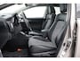 Toyota Auris Touring Sports 1.8 Hybrid Lease Pro | Origineel NL | Panoramadak | Navigatie | Stoelverwarming | Keyless | Parkeersensoren voor/achter | Clima | Cruise Control | 16 inch