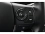 Toyota Auris Touring Sports 1.8 Hybrid Lease Pro | Origineel NL | Panoramadak | Navigatie | Stoelverwarming | Keyless | Parkeersensoren voor/achter | Clima | Cruise Control | 16 inch