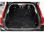 Volvo XC90 T8 Recharge AWD Ultimate Dark | Wegklapbare trekhaak | 360 Graden Camera | Getint Glas Achter | Luchtvering | Adaptieve Cruise Control | Verwarmbare Voorstoelen | Dodehoekdetectie Met Correctie | Panorama Dak | Rijstrooksensor Met Correctie | Navigatiesysteem | Keyless Entry | Verwarmbare Achterbank