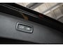 Volvo XC90 T8 Recharge AWD Ultimate Dark | Wegklapbare trekhaak | 360 Graden Camera | Getint Glas Achter | Luchtvering | Adaptieve Cruise Control | Verwarmbare Voorstoelen | Dodehoekdetectie Met Correctie | Panorama Dak | Rijstrooksensor Met Correctie | Navigatiesysteem | Keyless Entry | Verwarmbare Achterbank