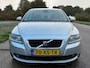 Volvo S40 2.0 Edition I ECC Audio-CD/Navigatie LMV 16" Xenon PDC Leder/Stof ESP TCS Cruisecontrol Trekhaak Dealeronderhoud Nw Apk!