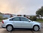 Volvo S40 2.0 Edition I ECC Audio-CD/Navigatie LMV 16" Xenon PDC Leder/Stof ESP TCS Cruisecontrol Trekhaak Dealeronderhoud Nw Apk!